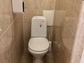 3-бөлмелі пәтер · 63 м² · 4/5 қабат, Ихсанова 73, бағасы: 23 млн ₸ в Уральске, мкр Школьник — фото 8