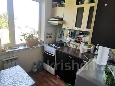 2-комнатная квартира · 45 м² · 5/5 этаж, Майкудук, Майкудук, 17й микрорайон 49 за 10.2 млн 〒 в Караганде, Алихана Бокейханова р-н