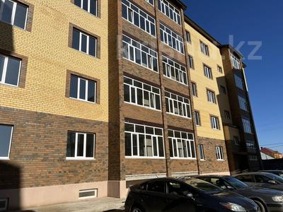 3-комнатная квартира, 105 м², 4/5 этаж, сырым датова 56 за 24.5 млн 〒 в Уральске