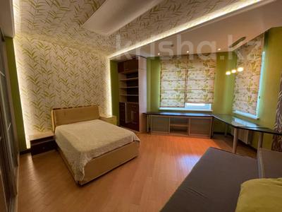 Аренда квартир в Алматы: 3-комнатная квартира · 137 м² · 20/23 этаж, Абылай хана 92 за 700 000 〒 3-комнатная квартира · 137 м² · 20/23 этаж, Абылай хана 92 за 700 000 〒 в Алматы, Алмалинский р-н