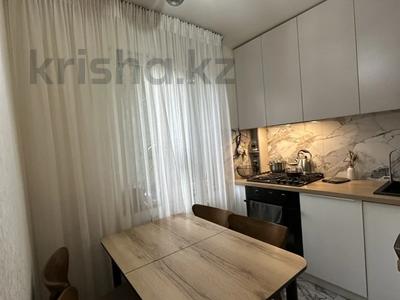 2-бөлмелі пәтер · 47.7 м² · 2/5 қабат, Чайковского 32, бағасы: 42.5 млн ₸ в Алматы, Алмалинский р-н