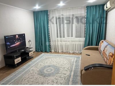 2-бөлмелі пәтер · 60 м² · 1/5 қабат, Қонаев ш/а. 63, бағасы: 200 000 ₸ в Уральске, мкр Кунаева