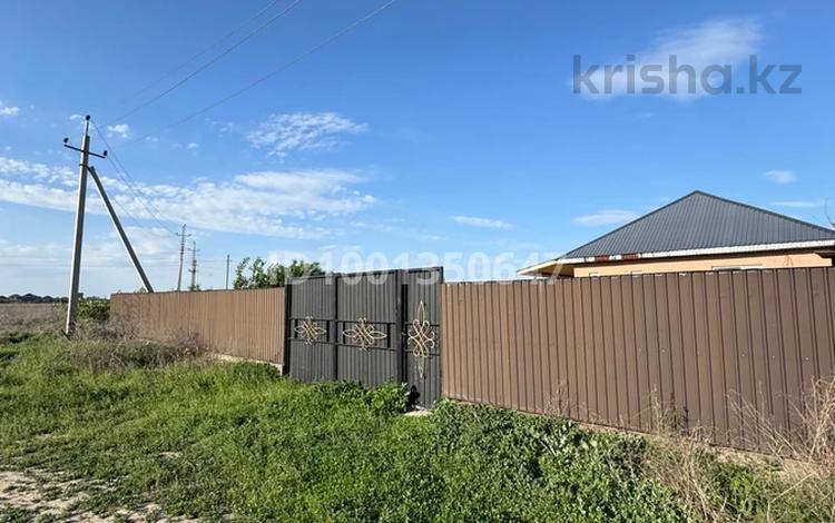 Отдельный дом · 3 комнаты · 110 м², Туймебая, Түймебай Дача Мауе, 1 линия 70 за 25 млн ₸ в  — фото 2