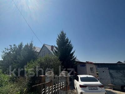 Отдельный дом · 4 комнаты · 96 м² · 10 сот., Аитбала Баиркенова 18 за 36 млн ₸ в Усть-Каменогорске