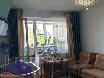Продажа квартир в Алматы: 1-комнатная квартира · 34 м² · 5/5 этаж, мкр Кемел (Первомайское), Дулыга 18 за 17 млн 〒 1-комнатная квартира · 34 м² · 5/5 этаж, мкр Кемел (Первомайское), Дулыга 18 за 17 млн 〒 в Алматы, Жетысуский р-н