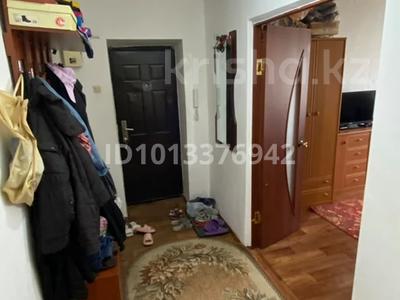 2-комнатная квартира · 60 м² · 3/4 этаж, Сарыжайлау (бывш 60лет октября) 16 за 10 млн ₸ в Актобе, жилой массив Жилянка