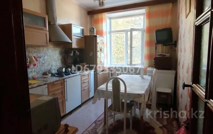 3-комнатная квартира · 81 м² · 2/3 этаж, Ул.Строительная 42 за 20 млн ₸ в Рудном — фото 2