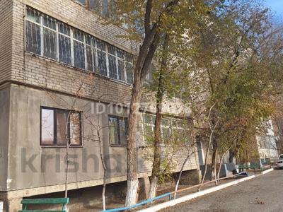 4-бөлмелі пәтер · 88 м² · 4/5 қабат, Азаттык 77, бағасы: 200 000 ₸ в Атырау
