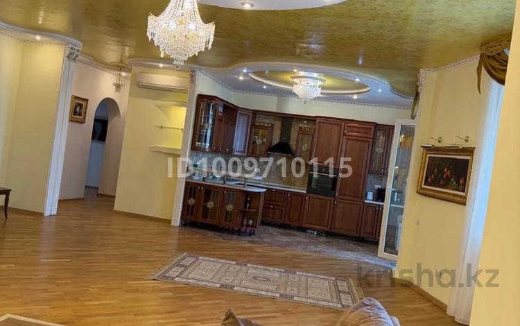 3-бөлмелі пәтер · 132.6 м² · 6/9 қабат, Достык 250 — Омаровой, бағасы: 180 млн ₸ в Алматы, Медеуский р-н — фото 2