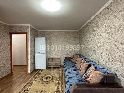 3-комнатная квартира · 45 м² · 4/5 этаж, Майкудук, 17й микрорайон 46 за 11 млн 〒 в Караганде, Алихана Бокейханова р-н