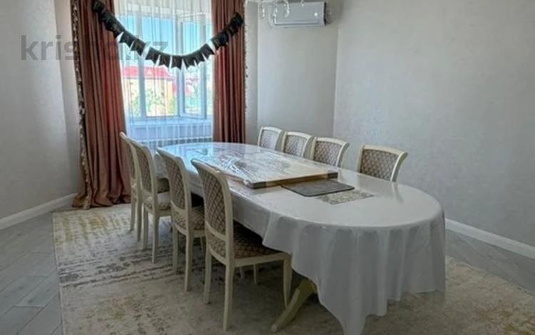 5-комнатная квартира · 163.5 м² · 5/5 этаж, Тауелсиздик за 45 млн ₸ в Актобе — фото 2