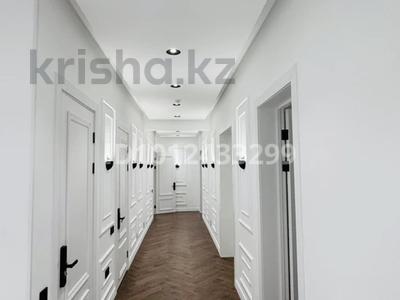 3-комнатная квартира · 145.3 м² · 18/21 этаж, Сейфуллина 574/5к8 за 1 млн ₸ в Алматы, Бостандыкский р-н