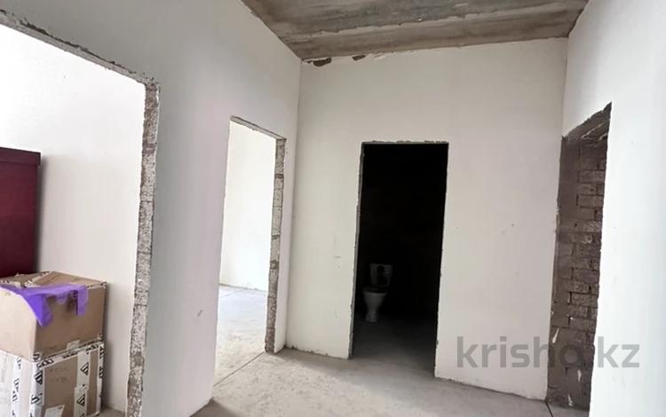 2-бөлмелі пәтер · 60 м² · 3/12 қабат, Чингиза Айтматова 77 — Набережная, бағасы: 35 млн ₸ в Астане, Сарыарка р-н — фото 9