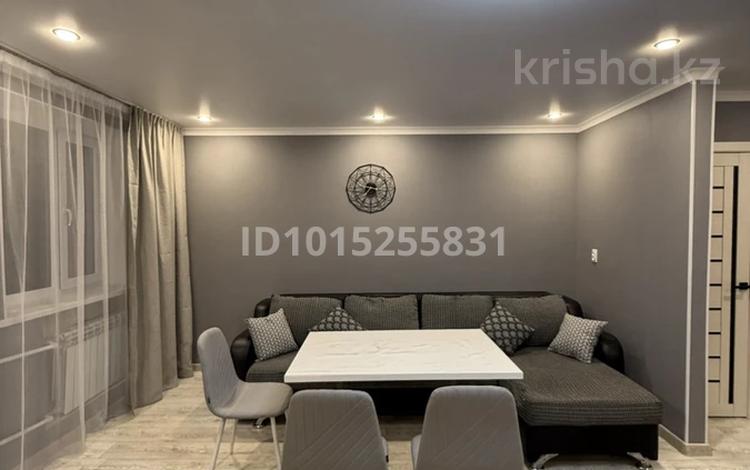 3-комнатная квартира · 57.5 м² · 4/4 этаж, проспект Абая 196 — Абая -Байзак батыра за 19.9 млн ₸ в Таразе — фото 2