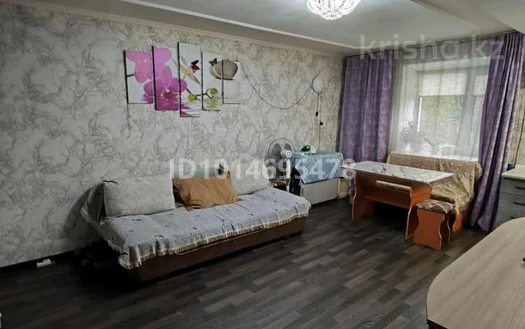 2-бөлмелі пәтер · 43.3 м² · 2/5 қабат, Кабельный переулок, бағасы: 14 млн ₸ в Семее — фото 9
