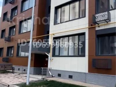 Аренда квартир в Шымкенте: 2-комнатная квартира · 58 м² · 1/5 этаж · помесячно, мкр Бозарык за 120 000 〒 2-комнатная квартира · 58 м² · 1/5 этаж · помесячно, мкр Бозарык за 120 000 〒 в Шымкенте, Абайский р-н
