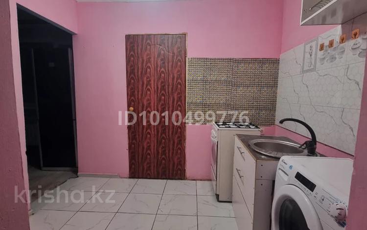 Отдельный дом · 1 комната · 20 м² · 4 сот., мкр Шанырак-1 39 — Алпамыс батыра за 90 000 ₸ в Алматы, Алатауский р-н — фото 3