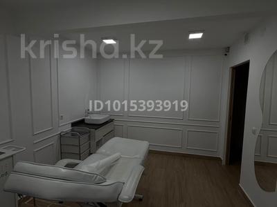 2-комнатная квартира · 45 м² · 1/5 этаж, Досмухамбетова 5 за 20 млн ₸ в Атырау