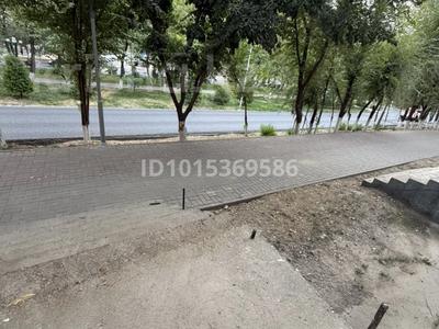 2-бөлмелі пәтер · 75 м² · 1/4 қабат, Нұрсәт ш/а — Аллеянын бойында под бизнеске ынгайлы, бағасы: 32.5 млн ₸ в Шымкенте, Каратауский р-н