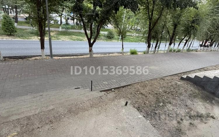 2-бөлмелі пәтер · 75 м² · 1/4 қабат, Нұрсәт ш/а — Аллеянын бойында под бизнеске ынгайлы, бағасы: 32.5 млн ₸ в Шымкенте, Каратауский р-н — фото 2