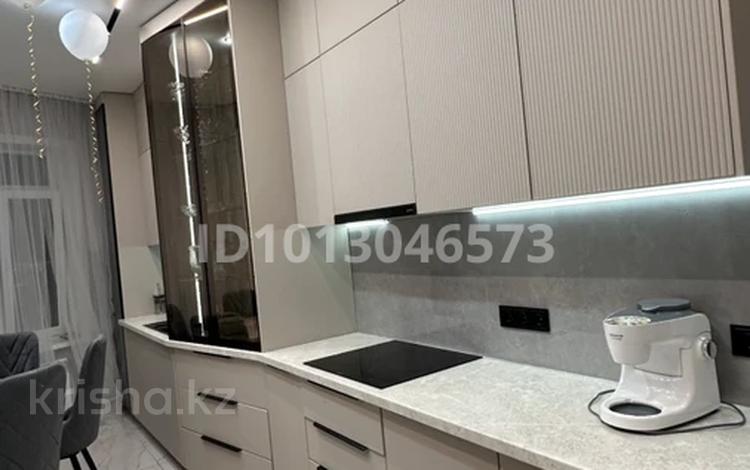 2-бөлмелі пәтер · 93 м² · 14/14 қабат, мкр 11 144, бағасы: 38 млн ₸ в Актобе — фото 2