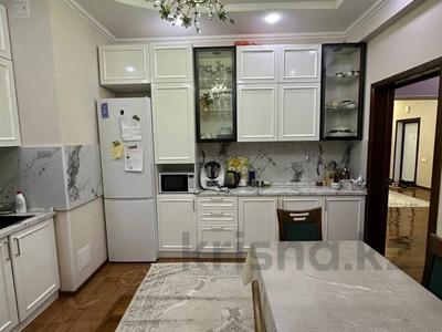 3-бөлмелі пәтер · 145 м² · 14/19 қабат, Муканова 241 — Муканова-Шевченко, бағасы: 115 млн ₸ в Алматы, Алмалинский р-н