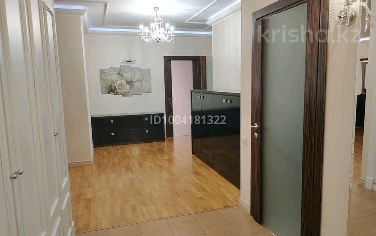 4-бөлмелі пәтер · 160 м² · 4/5 қабат, Газиза Жубанова — Народная концелярия, бағасы: 49.5 млн 〒 в Актобе — фото 2