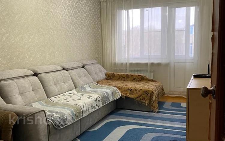 2-комнатная квартира, 50 м², 3/5 этаж, Утепова 13 за 22 млн 〒 в Усть-Каменогорске — фото 2