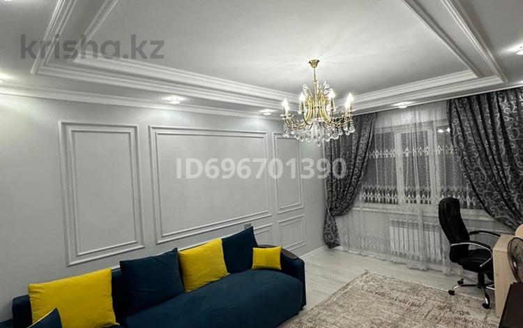 2-комнатная квартира · 60 м² · 7/9 этаж, мкр Жетысу-2 3 за 350 000 ₸ в Алматы, Ауэзовский р-н — фото 2