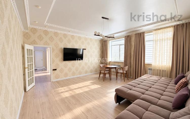 3-комнатная квартира · 83 м² · 3/11 этаж, 17-й мкр 99 за 32 млн ₸ в Актау — фото 2