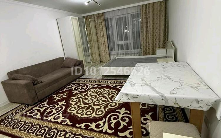 1-комнатная квартира · 30 м² · 2/9 этаж, мкр Аккент 98 за 170 000 ₸ в Алматы, Алатауский р-н — фото 12