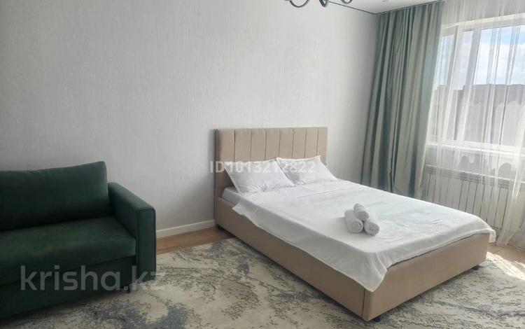 2-комнатная квартира · 38 м² · 6/10 этаж, мкр Уркер, Асфендиярова 6 за 17 000 ₸ в Астане, Нура р-н — фото 2