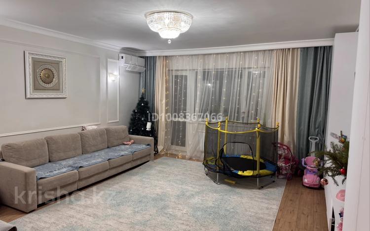 3-бөлмелі пәтер · 102.2 м² · 12/13 қабат, мкр Новый Город, Абая 61/2, бағасы: 54 млн ₸ в Караганде, Казыбек би р-н — фото 2