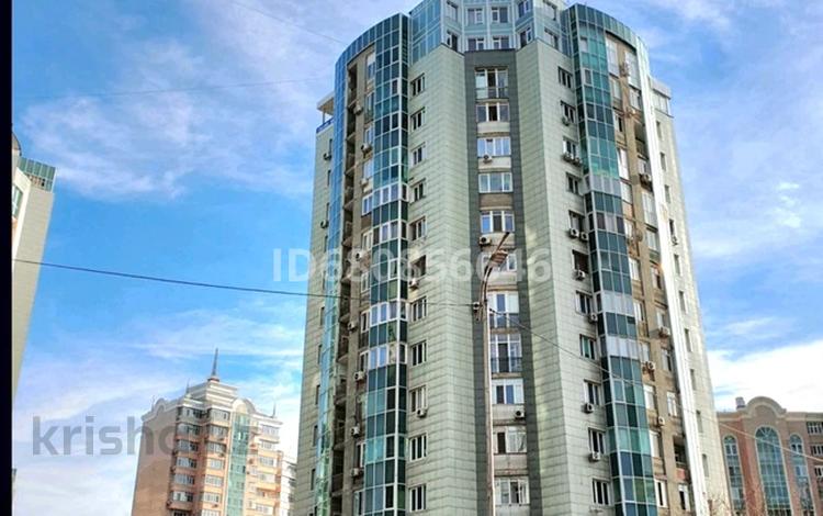 3-комнатная квартира, 120 м², 14/15 этаж, Навои за ~ 80 млн 〒 в Алматы, Ауэзовский р-н — фото 2