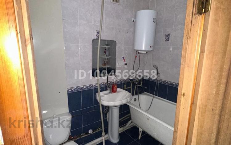 2-бөлмелі пәтер · 44.6 м² · 2/5 қабат, Жалаңтөс батыр(бұрынғы Гайдара) 19, бағасы: 11.5 млн ₸ в Атырау — фото 2
