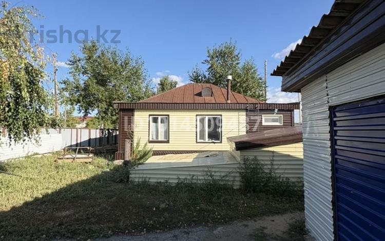 Отдельный дом · 3 комнаты · 33.3 м² · 83.3 сот., Чапаева 77 — Село Новоильиновка за 11 млн ₸ в Тарановском — фото 2