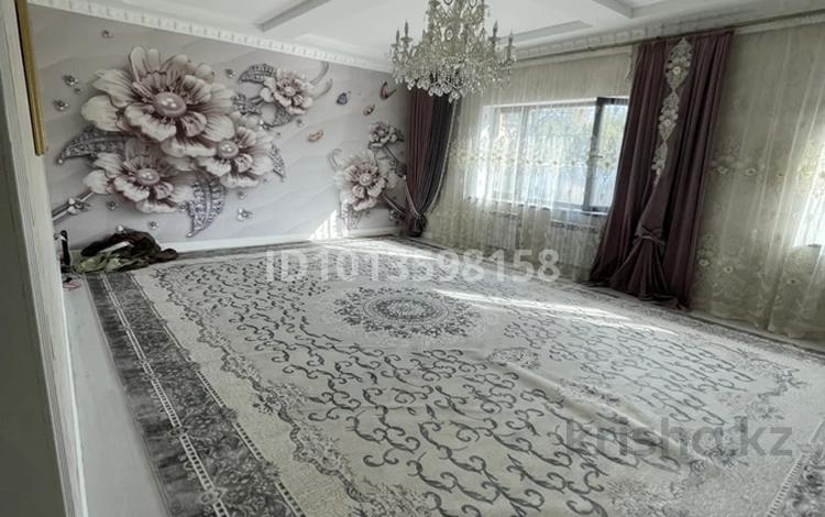 Отдельный дом · 8 комнат · 500 м² · 10 сот., мкр Акжар за 2 млн ₸ в Алматы, Наурызбайский р-н — фото 2