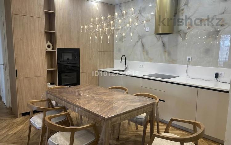 3-комнатная квартира · 90 м² · 4/10 этаж, Ак.Сатпаева — Сатпаева-Теплова за 65 млн ₸ в Павлодаре — фото 2