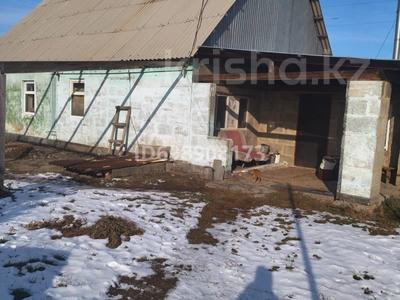 Продажа домов и дачи в Восточно-Казахстанской обл.: Отдельный дом · 4 комнаты · 130 м² · 22 сот., Суворова 16 за 6 млн 〒 Отдельный дом · 4 комнаты · 130 м² · 22 сот., Суворова 16 за 6 млн 〒 в Прапорщикове