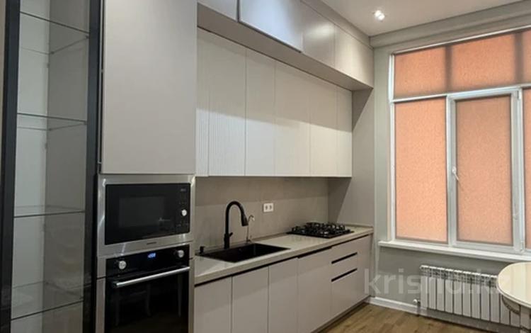 5-комнатная квартира · 267 м², Салыкова за 1.3 млн ₸ в Алматы, Бостандыкский р-н — фото 3
