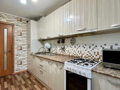 3-комнатная квартира · 62 м² · 2/6 этаж, Жастар 37 за 27 млн 〒 в Усть-Каменогорске