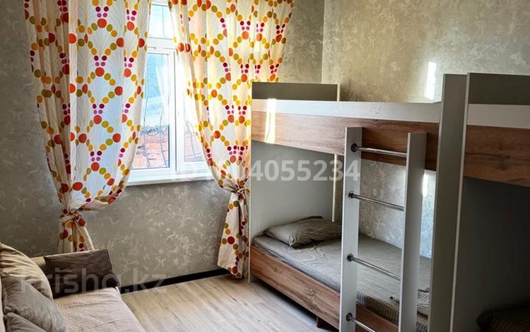 Дом · 8 комнат · 200 м², мкр 112 квартал — Никитина за 90 000 〒 в Шымкенте, Туран р-н — фото 2