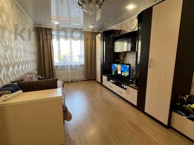 2-комнатная квартира · 48.8 м² · 4/5 этаж, Камзина 168 за 14.5 млн 〒 в Павлодаре