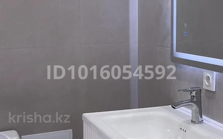 1-комнатная квартира · 34 м² · 4/5 этаж, Акжан 12 за 180 000 ₸ в Астане, Есильский р-н — фото 2