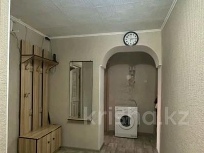 3-комнатная квартира, 65 м², 9/10 этаж, 12 мкр за 19.5 млн 〒 в Актобе