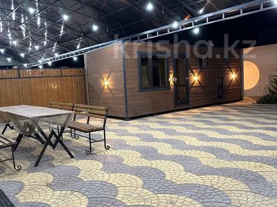 Дом · 4 комнаты · 200 м², Золотое Солнышко — Базы отдыха Золотое Солнышко за 80 000 〒 в Актау