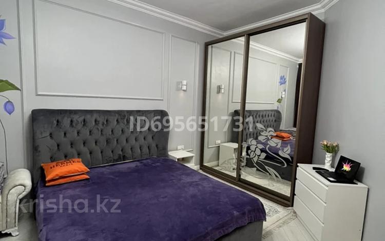 1-комнатная квартира · 47 м² · 3/8 этаж, мкр Нурсая, Габдиева 47 за 24 млн 〒 в Атырау — фото 2