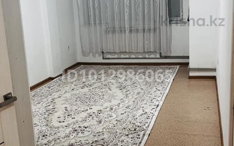 1-комнатная квартира · 42 м², мкр Улы Дала 7 за 80 000 ₸ в Таразе — фото 2