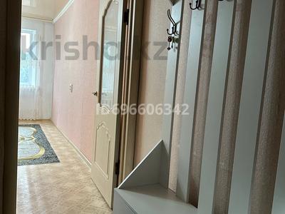 Аренда квартир в Астане: 2-комнатная квартира · 45 м² · 2/5 этаж · помесячно, Біржан сал 1/1 5 — Находится возле ТД “Дәулет”,”Театр Жастар” за 170 000 〒 2-комнатная квартира · 45 м² · 2/5 этаж · помесячно, Біржан сал 1/1 5 — Находится возле ТД “Дәулет”,”Театр Жастар” за 170 000 〒 в Астане, Сарыарка р-н