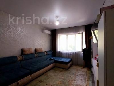 2-бөлмелі пәтер · 61 м² · 2/5 қабат, Айнабұлақ-4 ш/а. 175, бағасы: 40 млн ₸ в Алматы, Жетысуский р-н